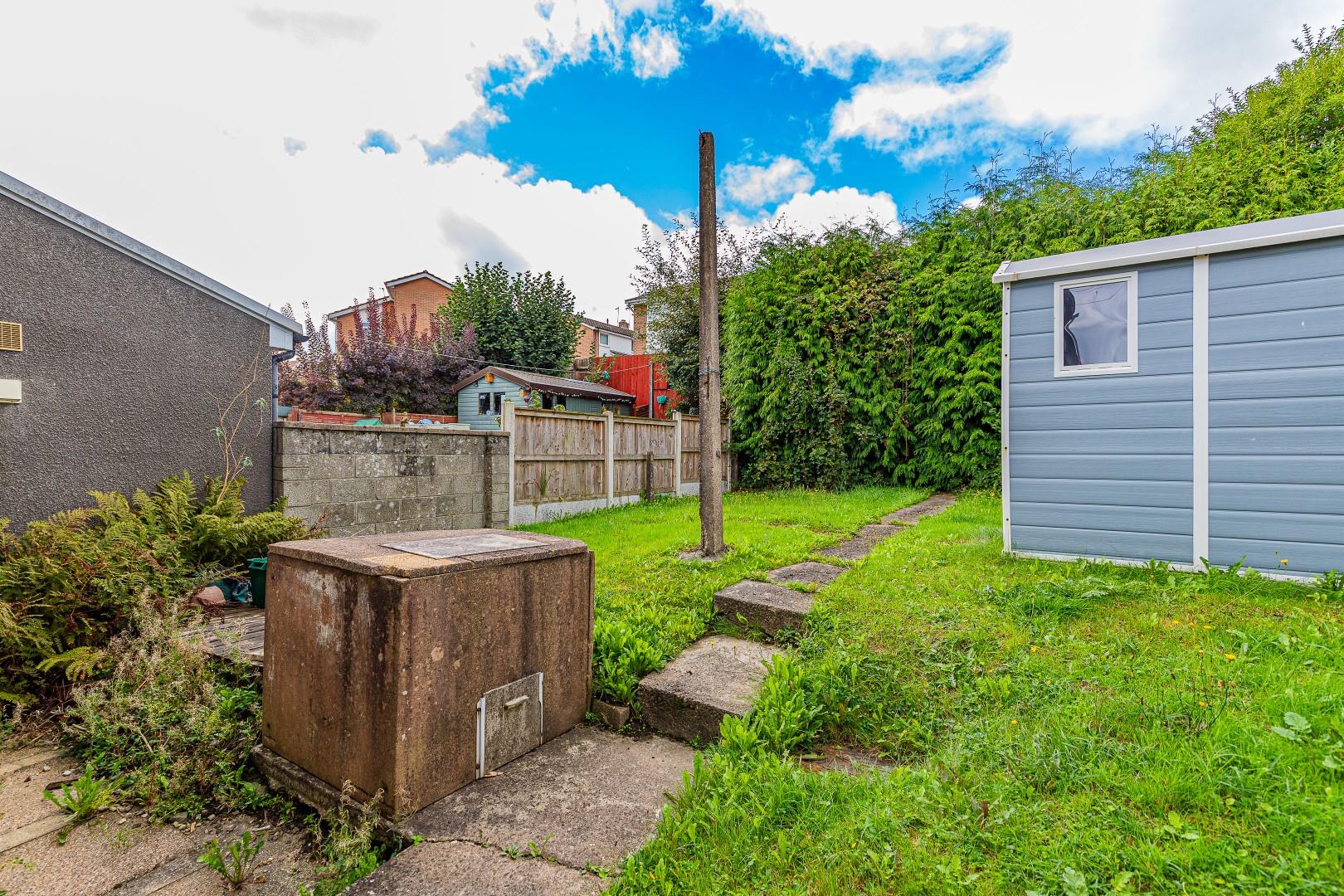 Heol Barri, Energlyn, Caerphilly — photograph 2